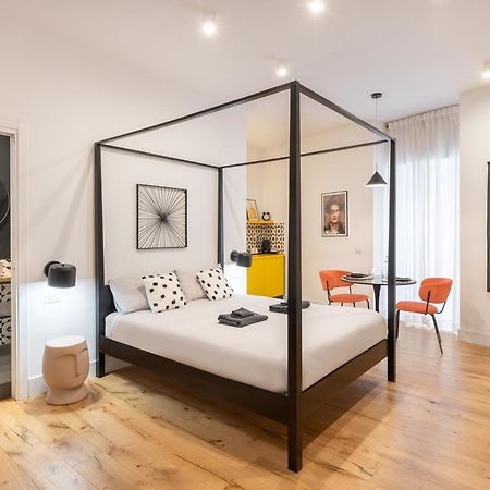 The Idyll Boutique Apartment - Suite In Napoli'S Spanish Quarters Екстер'єр фото