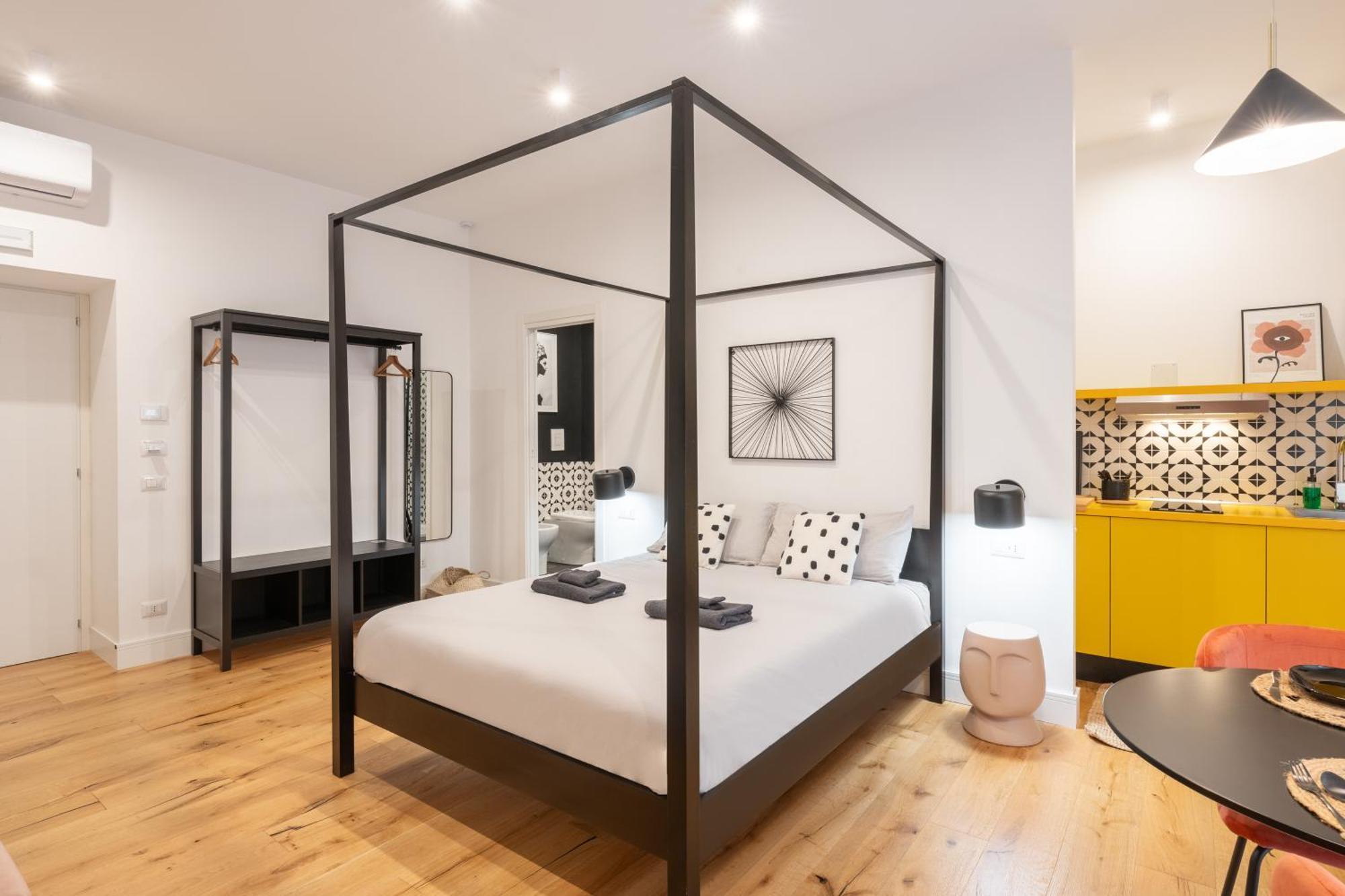 The Idyll Boutique Apartment - Suite In Napoli'S Spanish Quarters Екстер'єр фото
